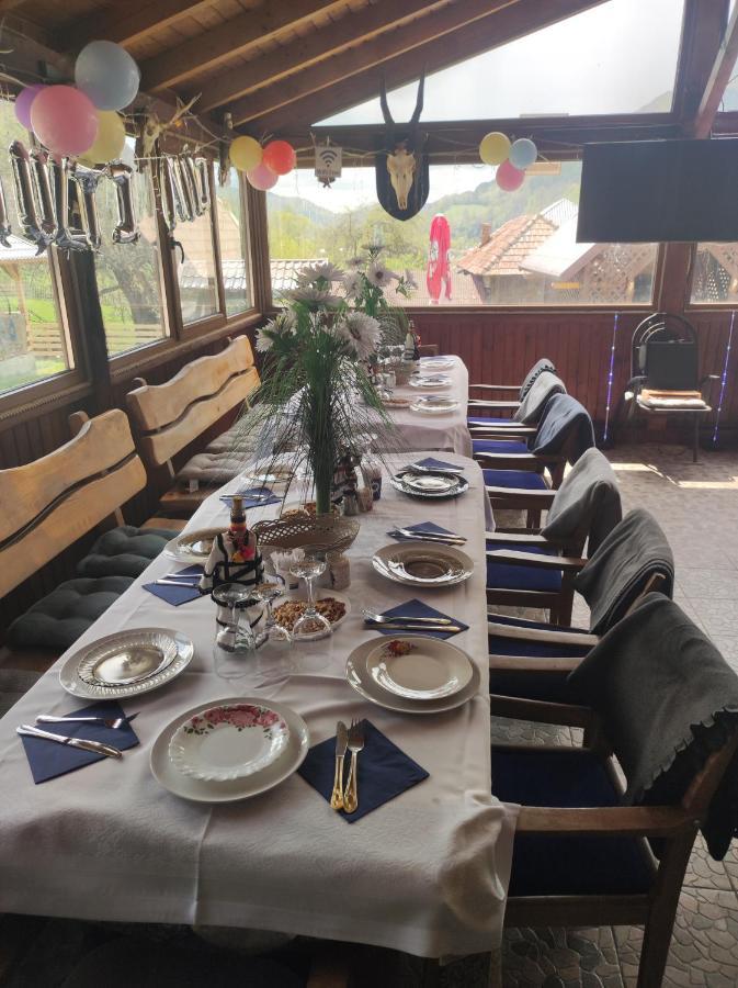 Casa Alesi Villa Dragoslavele Dış mekan fotoğraf